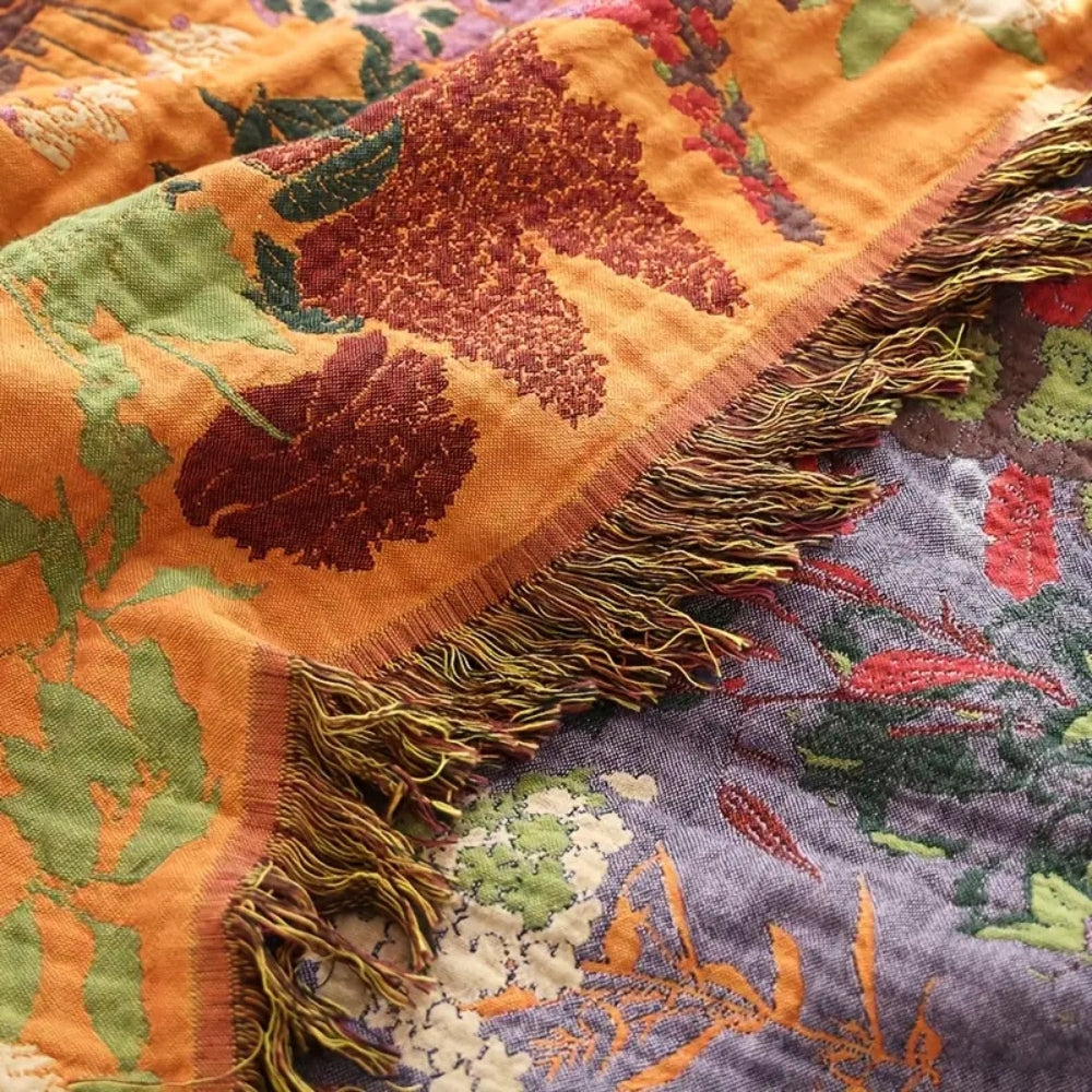 BlütenLoom: Cotton Blanket with Floral Pattern – Reversible Cozy Blanket with Fringes for Sofa & Bed