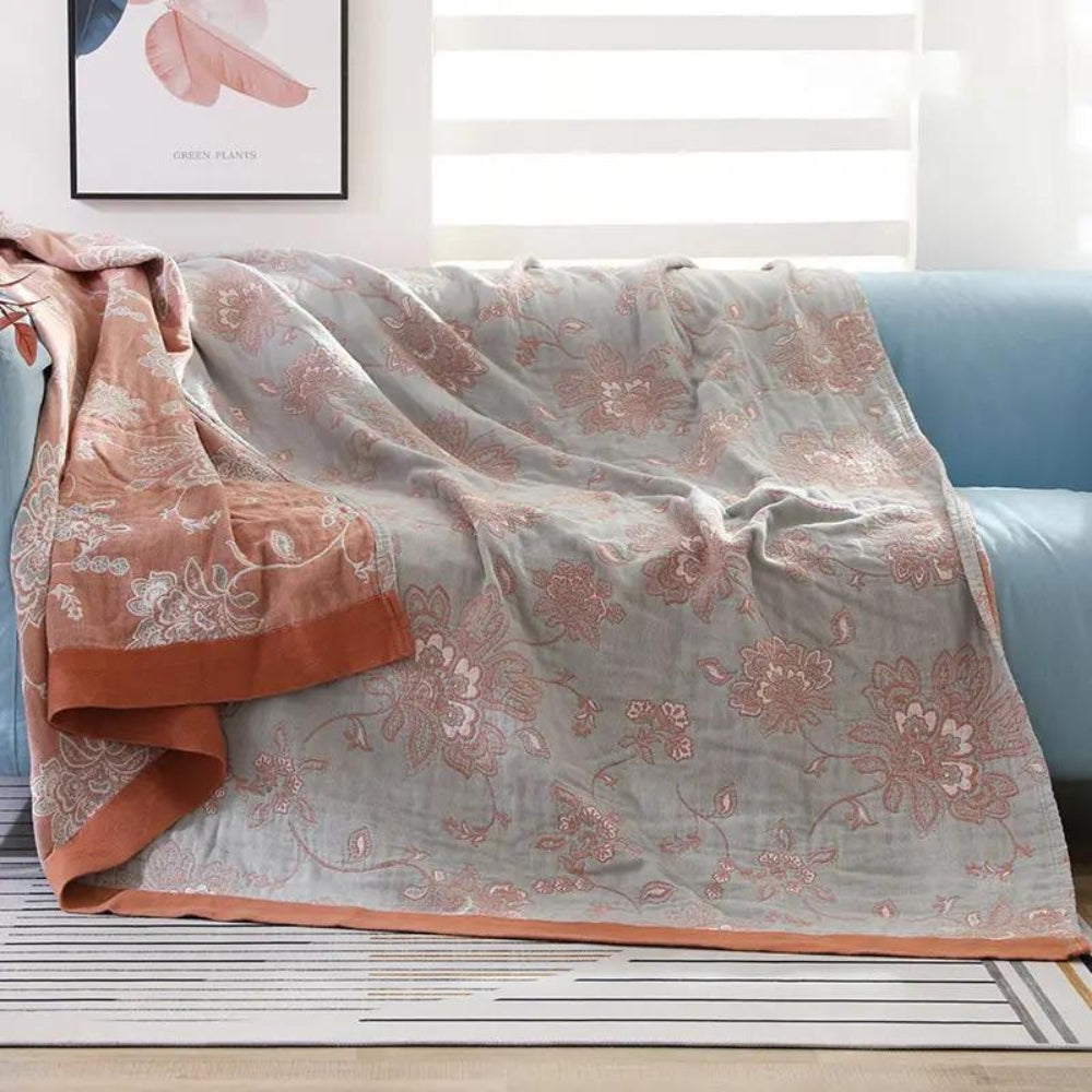 Blossom Dream: Cotton Cuddly Blanket with Floral Pattern – Lightweight Summer Blanket for Sofa & Bed