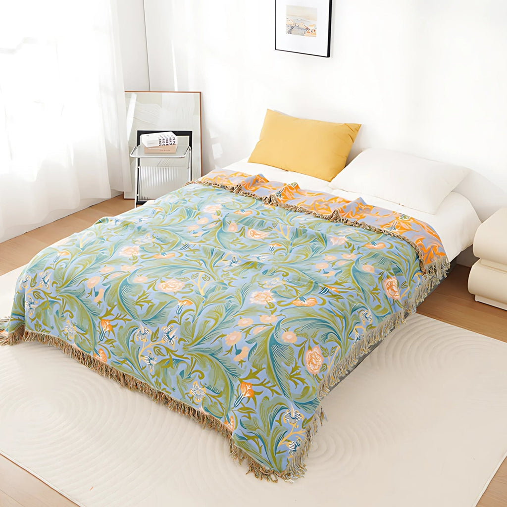 BlütenTraum: Elegant Cotton Blanket in Tapestry Design with Floral Pattern – for Living & Sleeping Areas