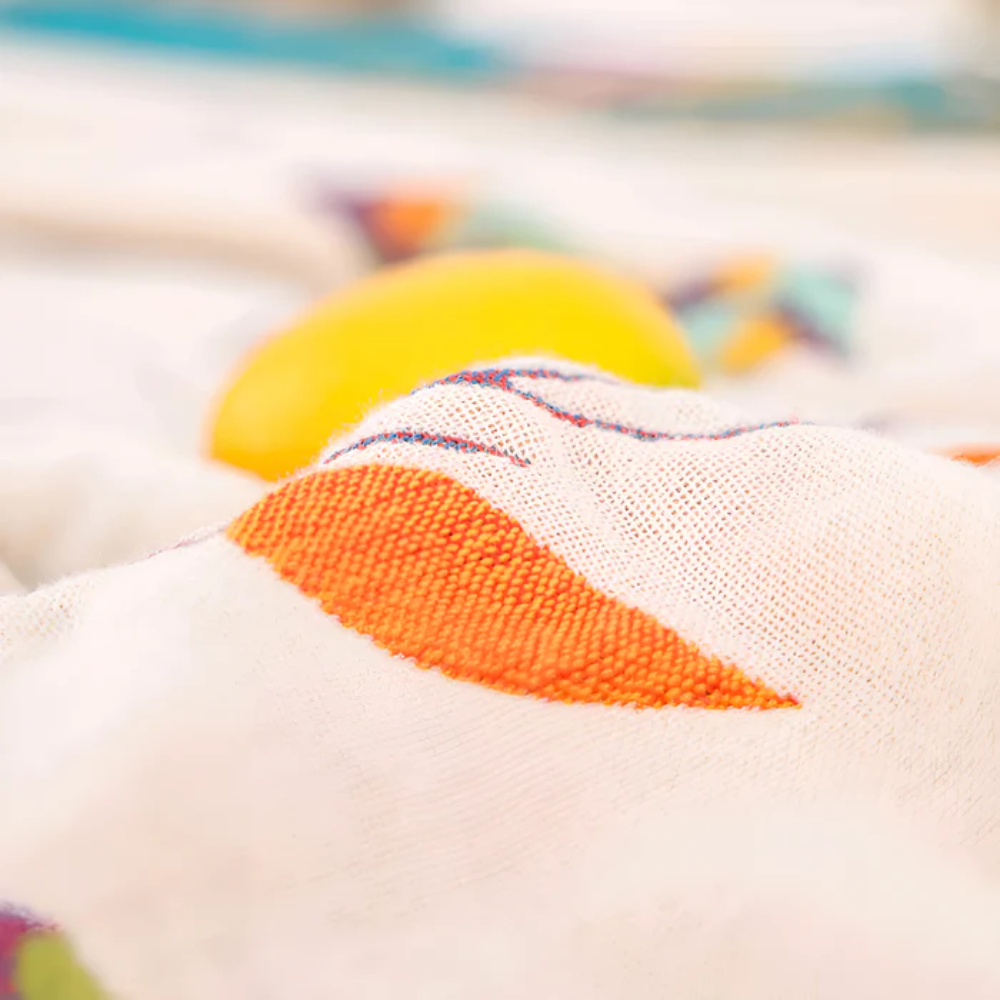 BohoNest: Cotton Blanket with Bird Pattern – Lightweight Cozy Blanket with Fringes