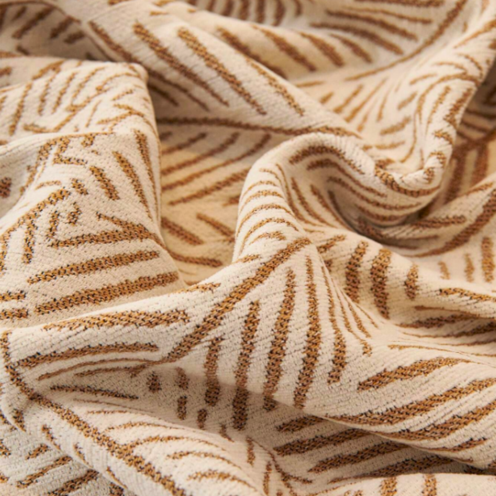 BotanicalNest: Chenille-Style Sofa Cover with Decorative Leaf Motif & Year-Round Use – for Sofa & Bedroom