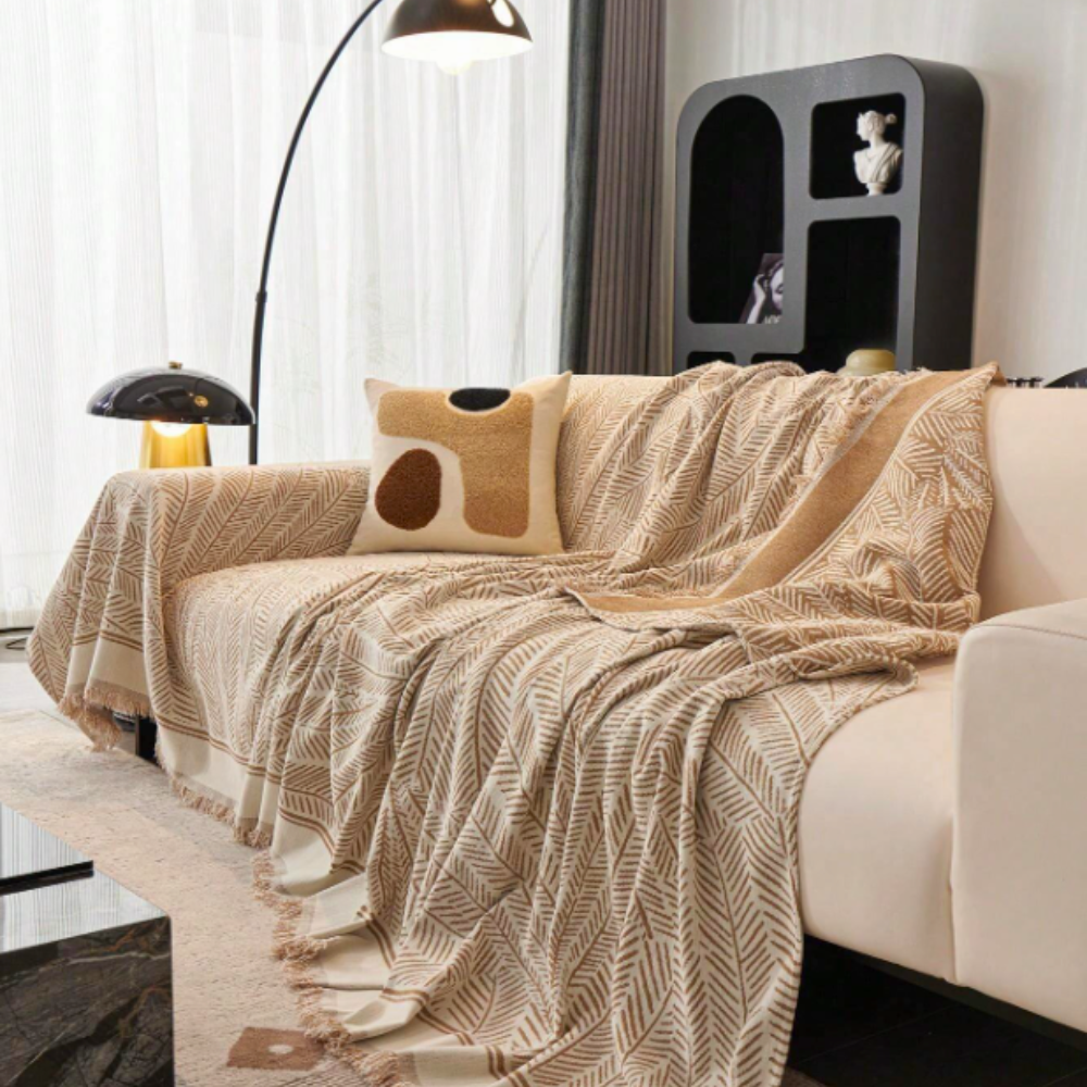 BotanicalNest: Chenille-Style Sofa Cover with Decorative Leaf Motif & Year-Round Use – for Sofa & Bedroom