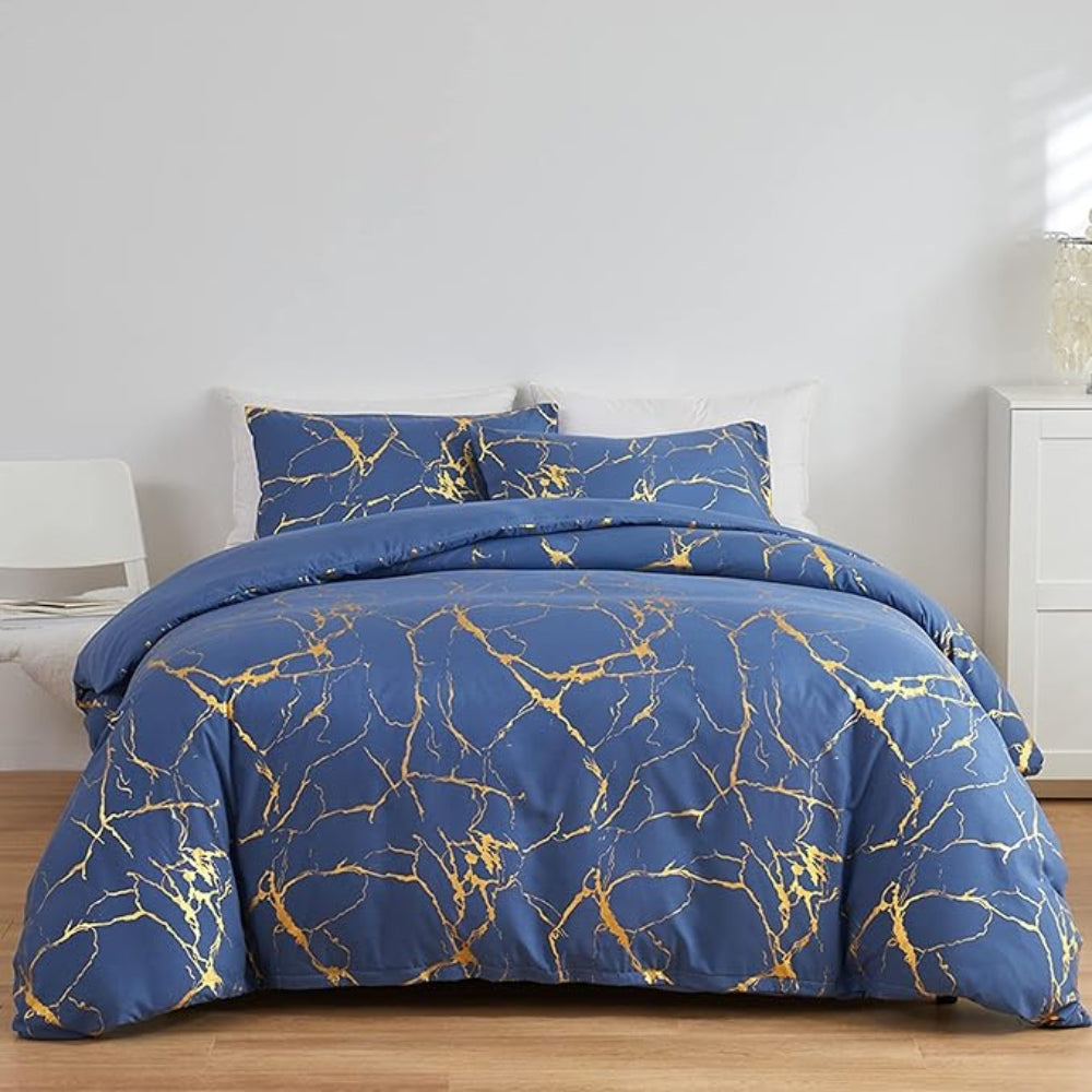 BronzoNacht: Stylish Duvet Cover Set – Breathable, Soft & Decorative with Bronze Accents in Marble Pattern