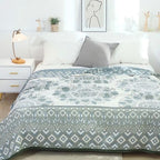 CalidaBloom: Cotton blankets in a stylish floral design with breathable muslin quality & cuddly lightness – for sofa & bed