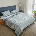 CalidaBloom: Cotton blankets in a stylish floral design with breathable muslin quality & cuddly lightness – for sofa & bed