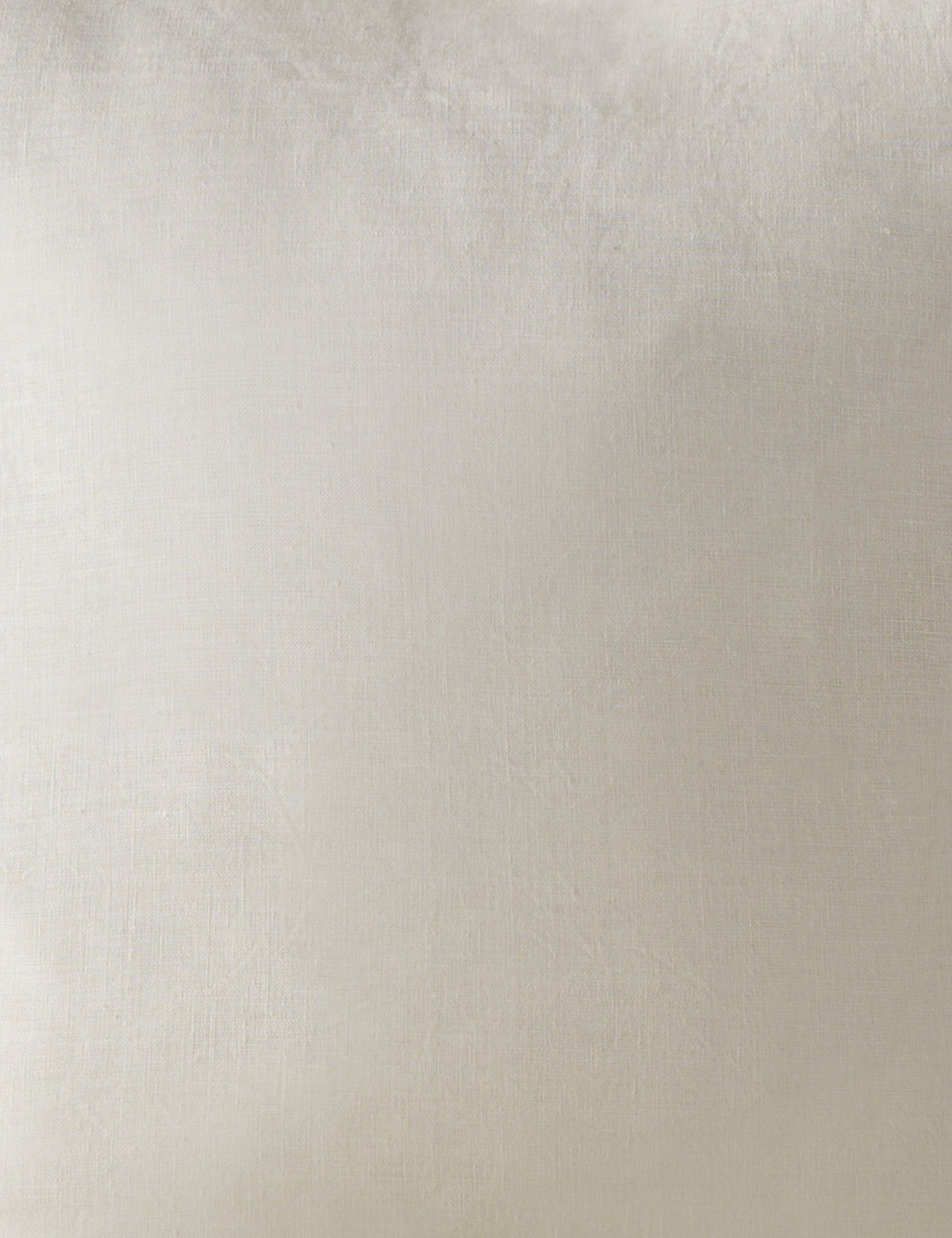 Cleo Linen Pillow | Contrast Piping, Two-Tone Design