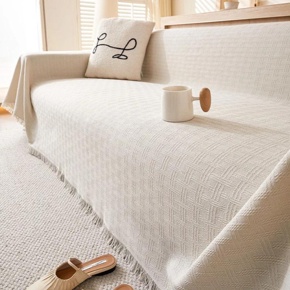 CasaSerene: Sofa Cover in Geometric Pattern Made of Brushed Microfiber with Quilted Structure – for Sofa & Living Room