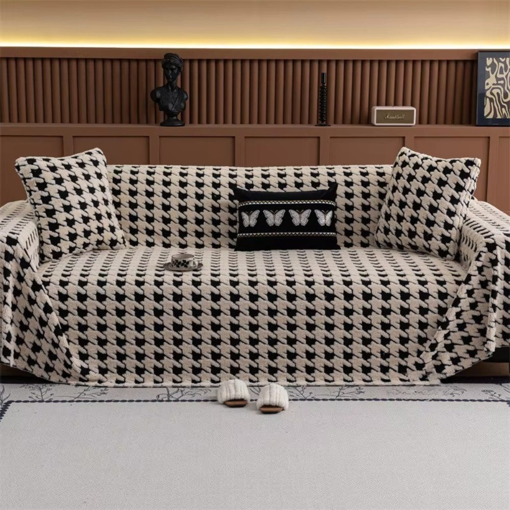 CavalliLoom: Elegant Microfiber Couch Cover with Houndstooth Design & Protective Function – for Sofa & Living Area