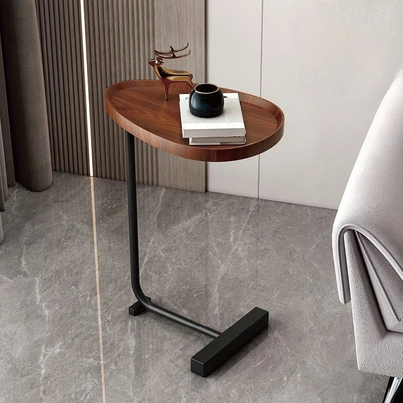 CaviraSchlau: C-shaped side table with compact size & flexible use – for sofa & bed