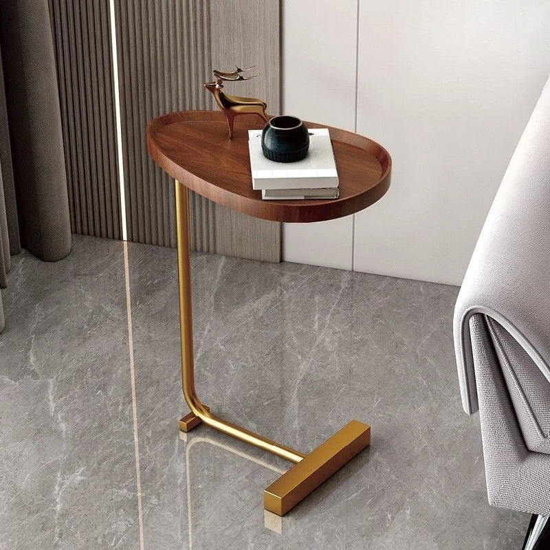 CaviraSchlau: C-shaped side table with compact size & flexible use – for sofa & bed