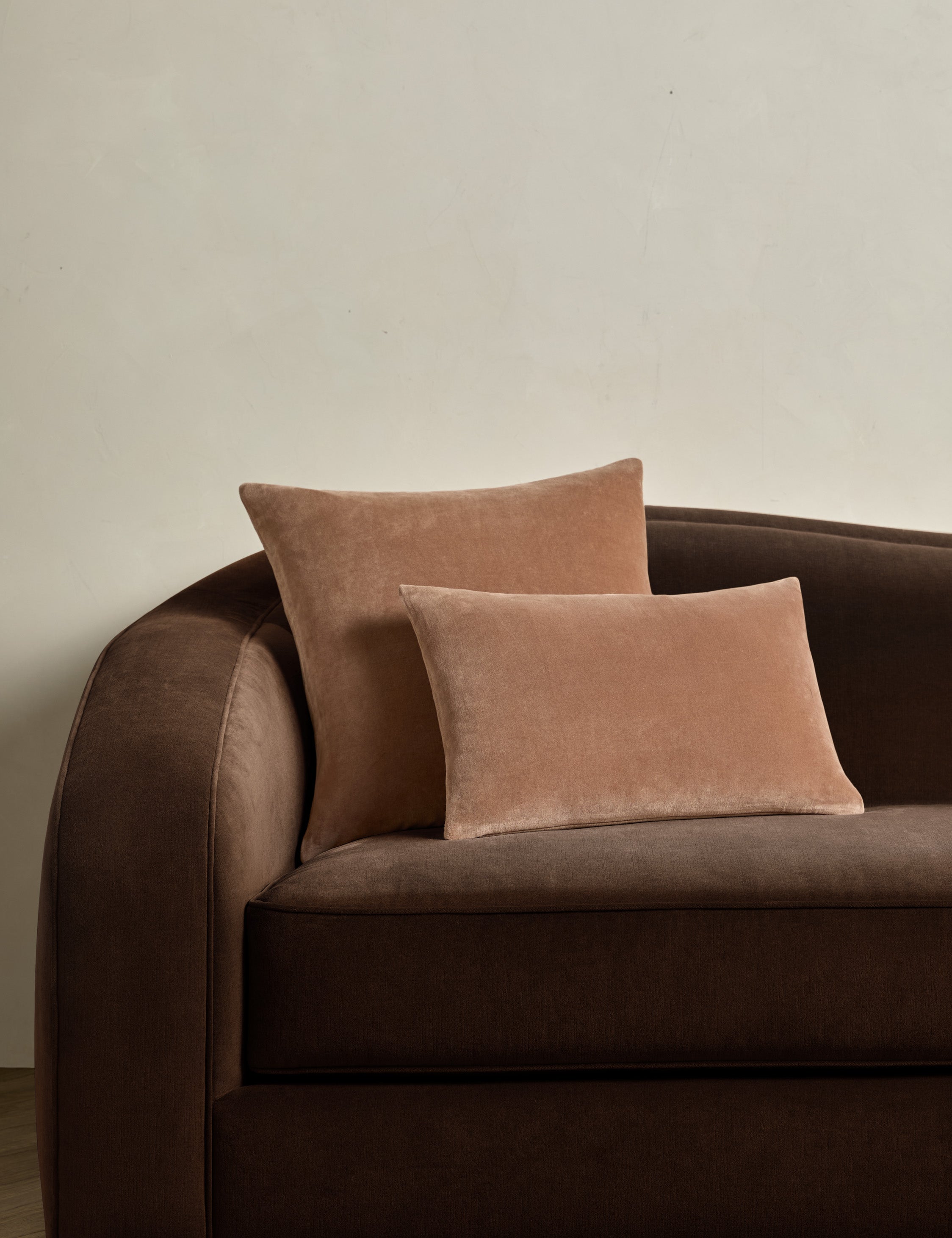 Bela Velvet Pillow | Luxurious Texture, Elegant Finish