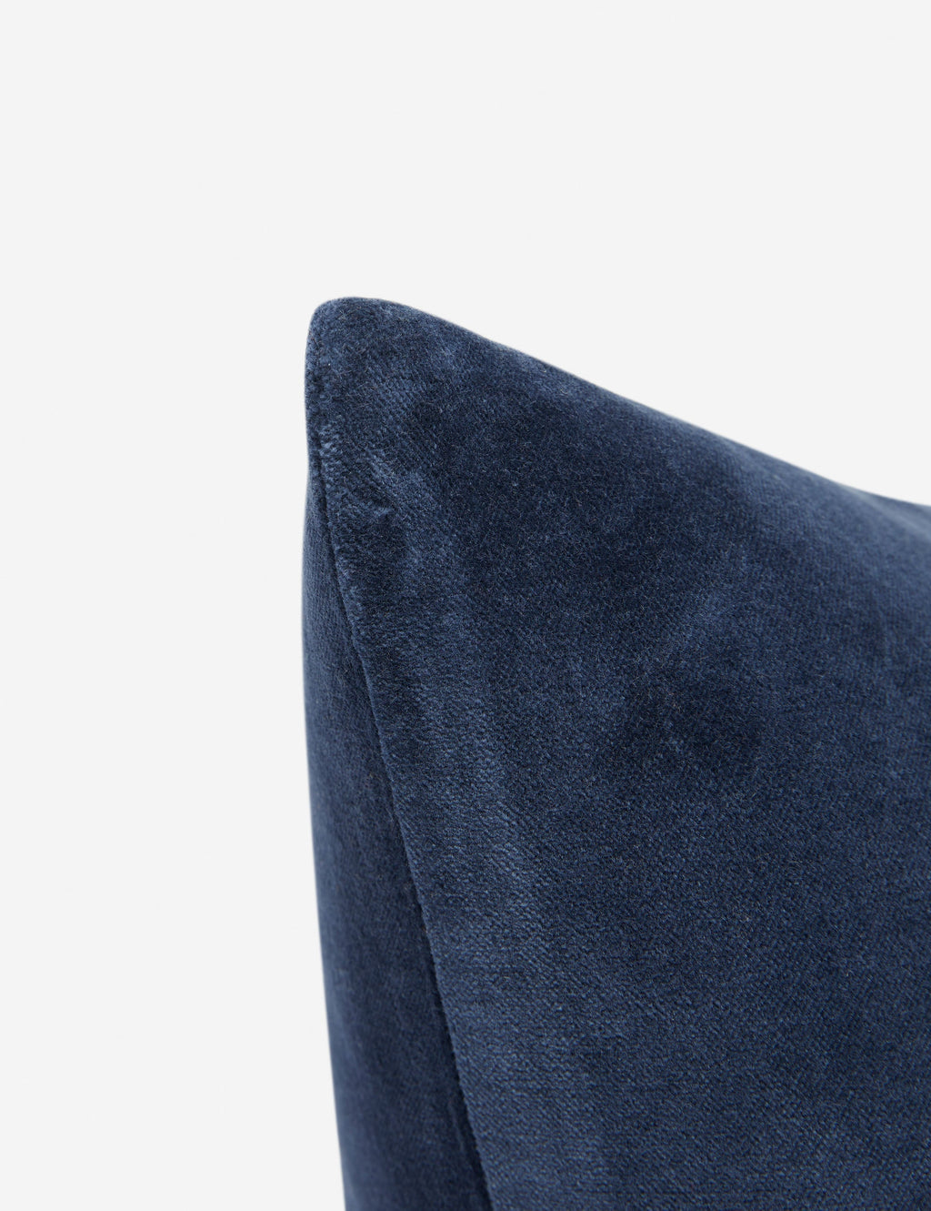 Bela Velvet Pillow | Luxurious Texture, Elegant Finish