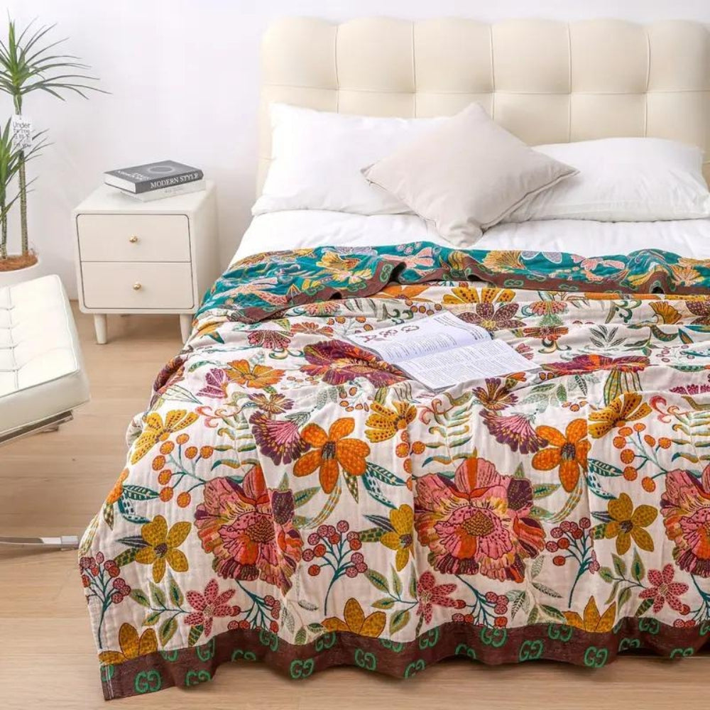 CharmBloom: Floral Cotton Blanket with Decorative Pattern & Easy-Care Material – for Bed & Living Area
