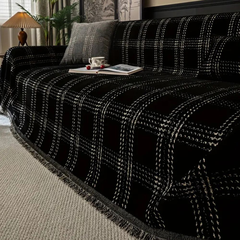 ChesterFeld: Checkered Sofa Throw in Chenille with Tassels – for Living Room & Couch