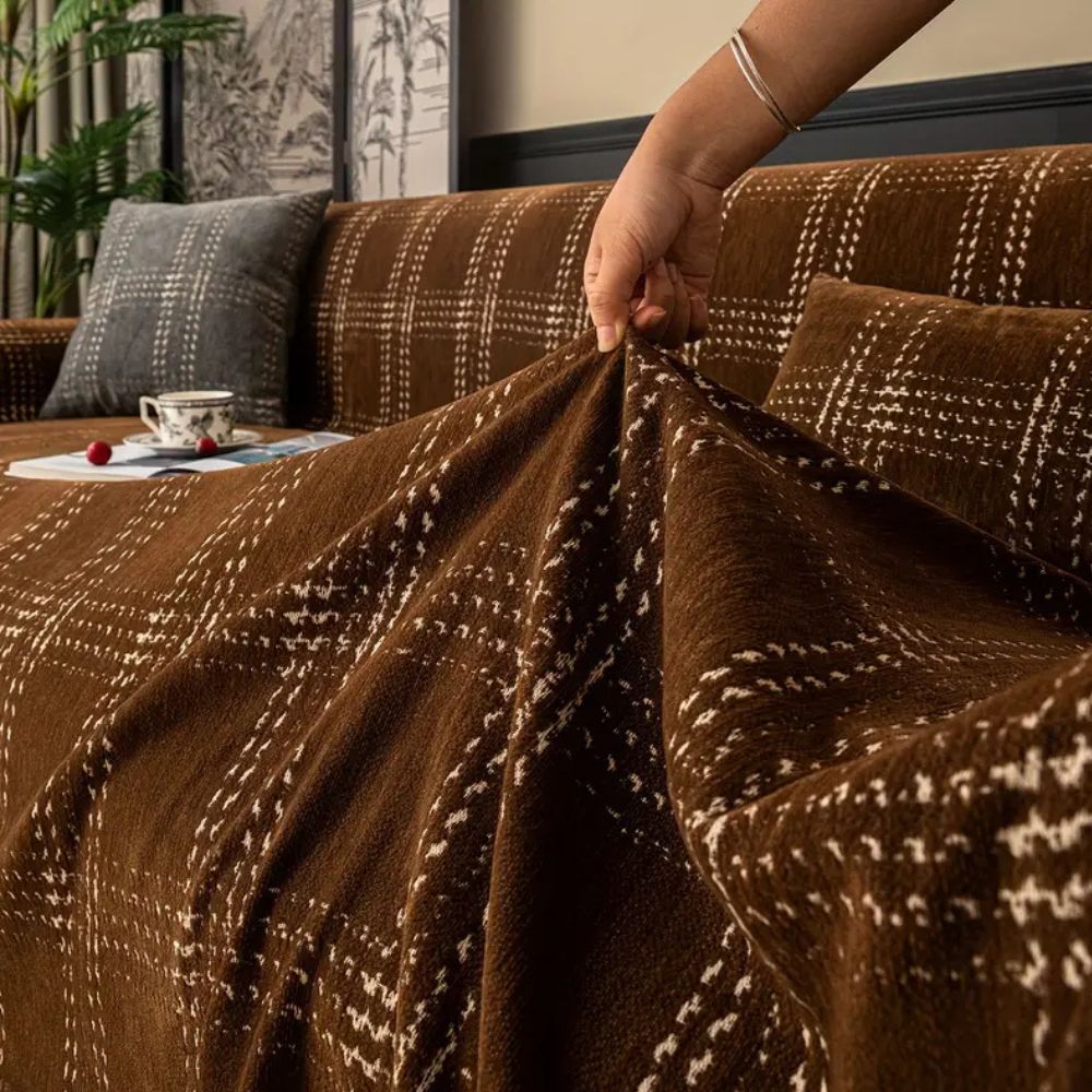 ChesterFeld: Checkered Sofa Throw in Chenille with Tassels – for Living Room & Couch