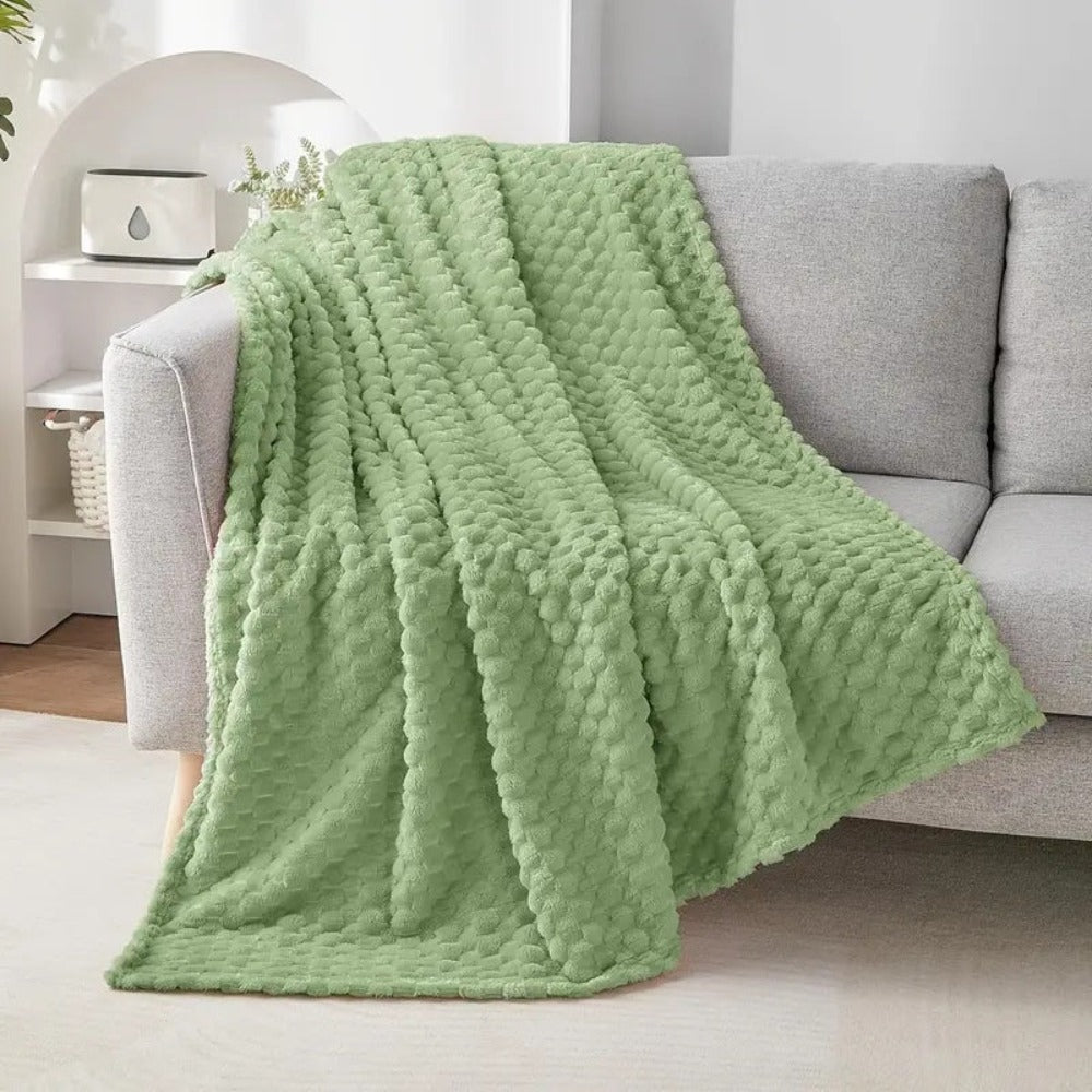 CozyNest: Fluffy Snuggle Blanket – Soft Sofa Blanket for Bed & Living Room