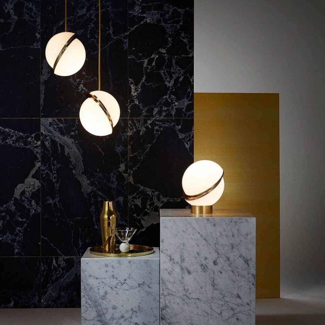 Lira Hanglamp | Acryl met Messing Accenten, Verstelbare Kabel