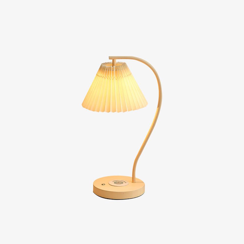 Vaelora – Pleated Table Lamp with Timeless Grace