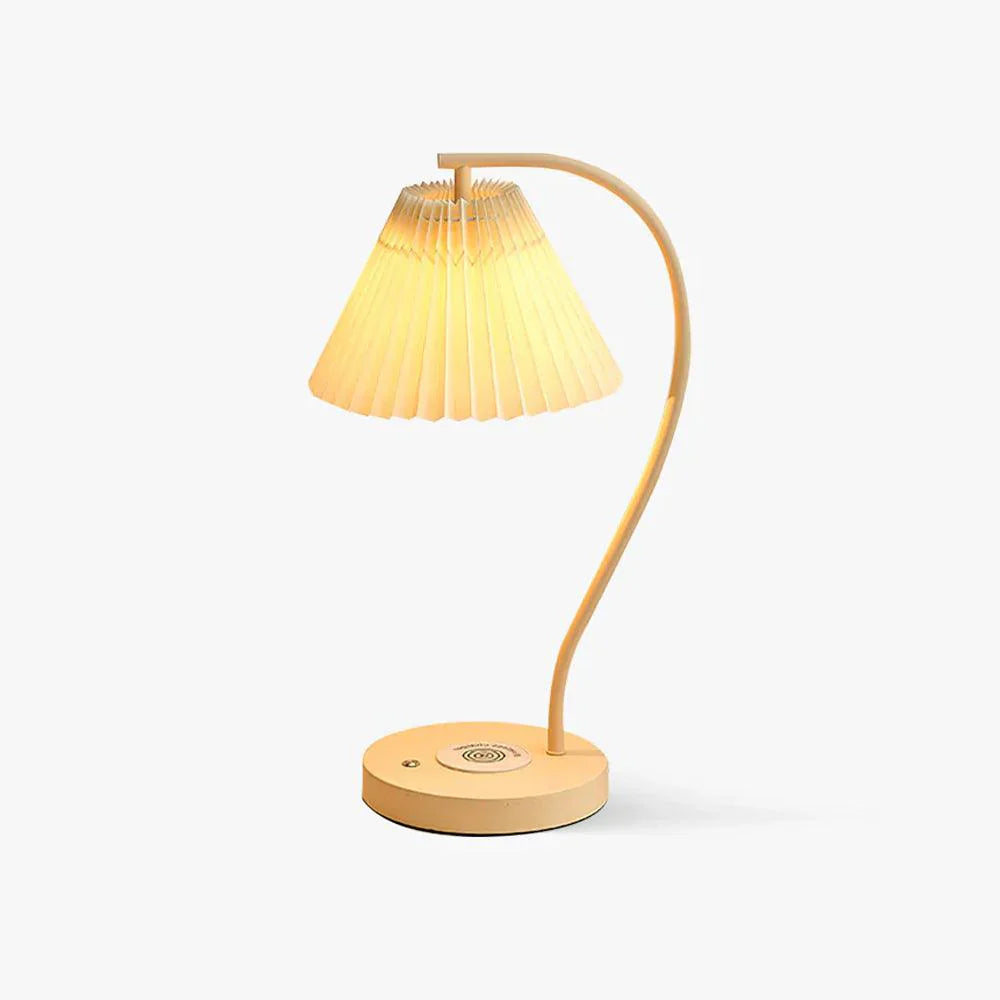 Vaelora – Pleated Table Lamp with Timeless Grace