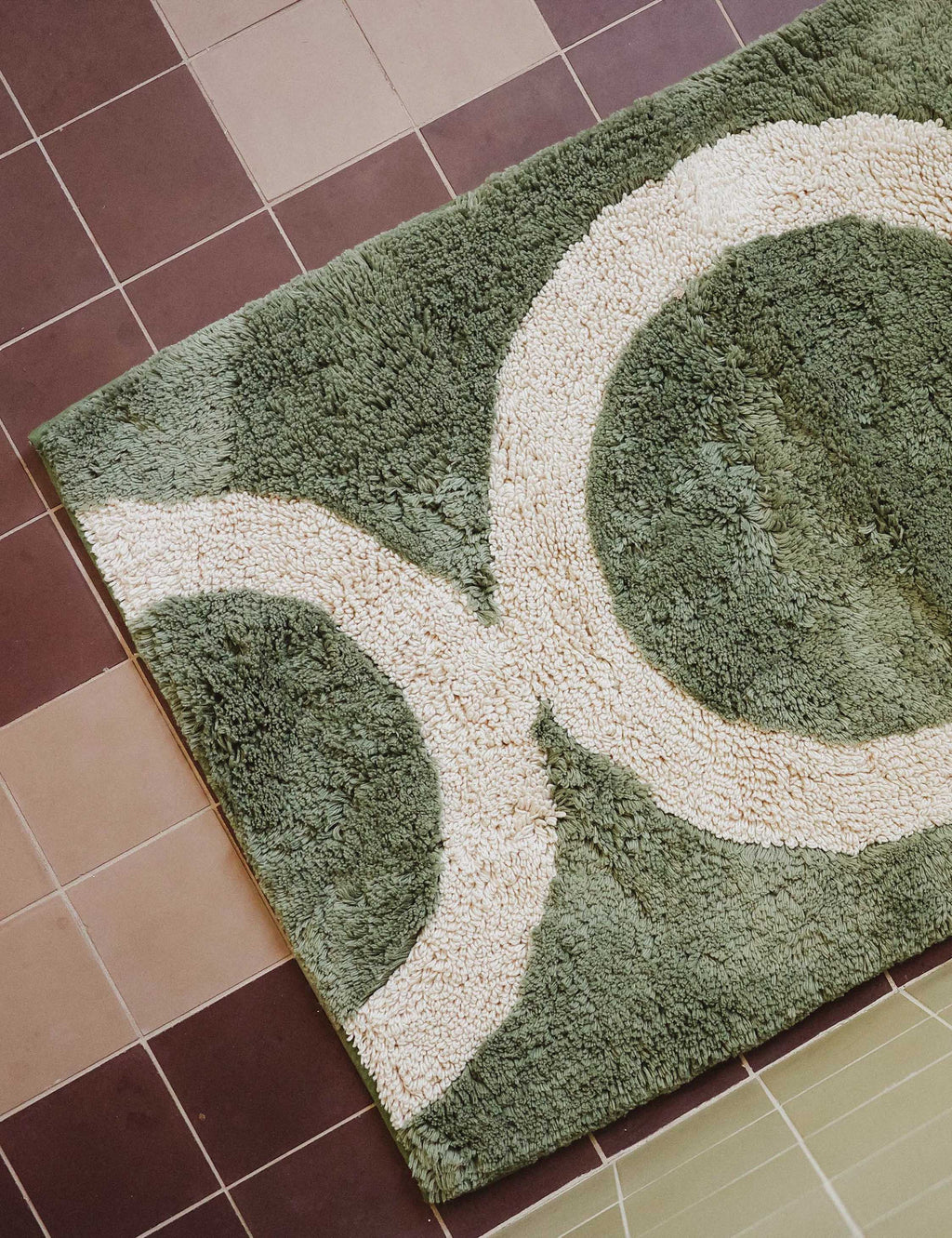 Bela Bath Mat | Plush Tufted Cotton, Fast-Drying