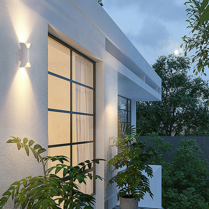 Curvion: Curved LED Outdoor Wall Light – Weatherproof Wall Lamp for Garden & Terrace