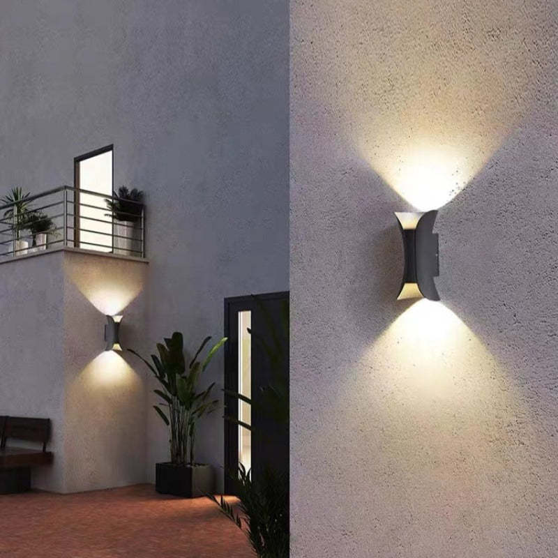 Curvion: Curved LED Outdoor Wall Light – Weatherproof Wall Lamp for Garden & Terrace