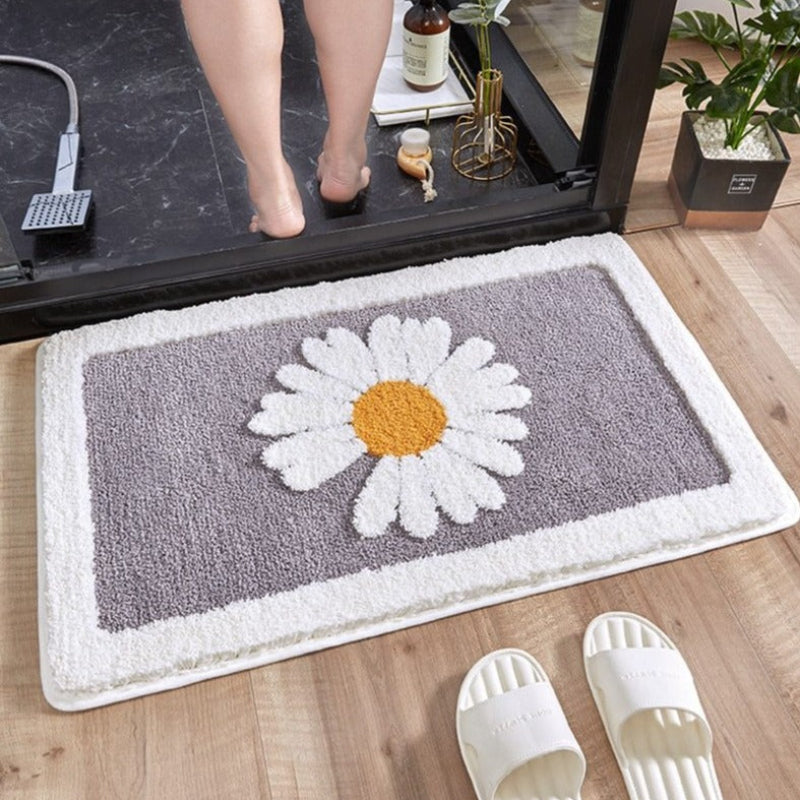Daisy Bath Mat with Anti-Slip Bottom – Soft Quick Drying Water Absorbent Bathroom Mat