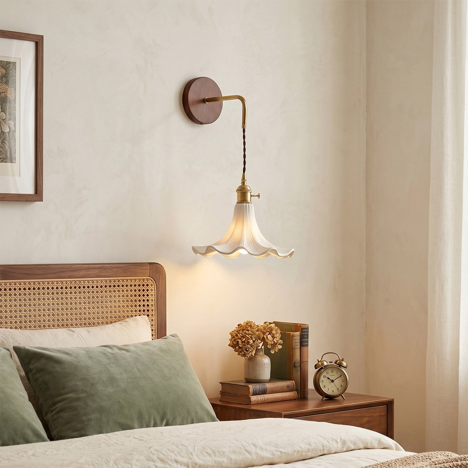 Scalloped Ceramic Drop Wall Sconce