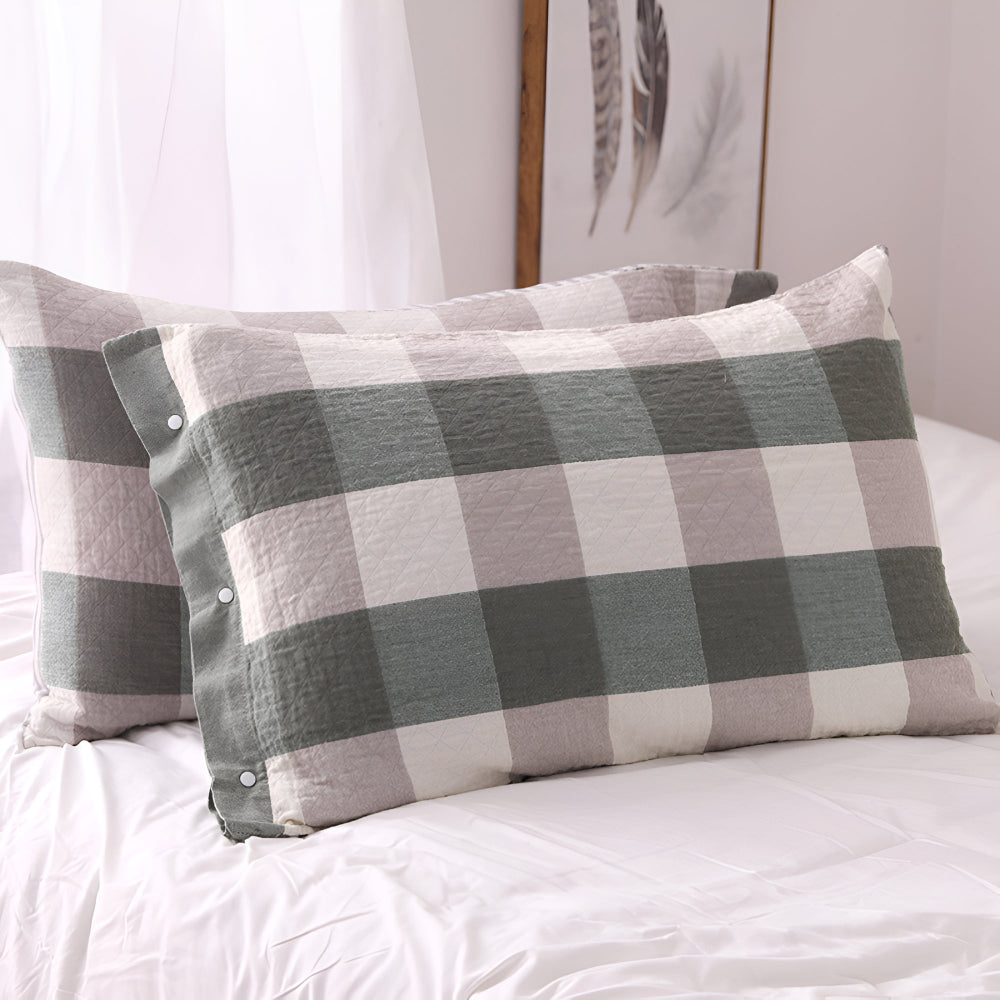 DekoKaro: Checkered & Striped Pillowcase – Durable & Easy Care for Guest Room & Living Room (1 Piece)