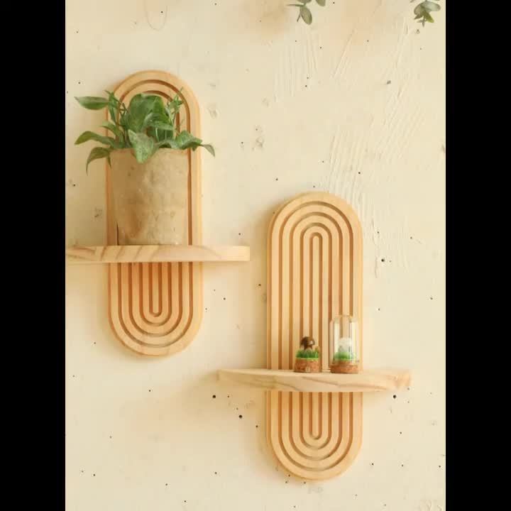 DekoTablett: Wooden Wall Shelves – Durable, Decorative & Versatile with Tray Look for Plants & Photos