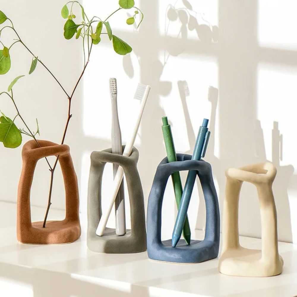 DesignStein: Decorative Toothbrush Holder – Robust, Minimalistic & Versatile for Bathroom & Vanity