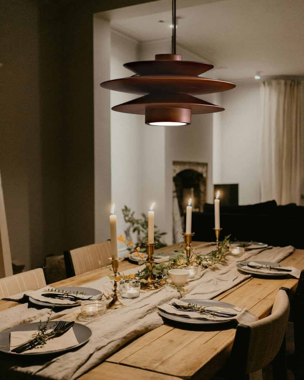 DesignWirbel: Pendant Light Wood – elegant tiered shape with warm light, decorative for lounge & bedroom