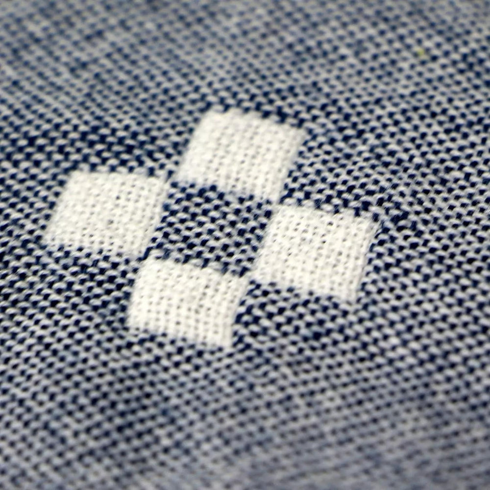 Diamond Loom: Breathable Cotton Blanket with Geometric Pattern and Light Texture – for Sofa and Bedroom