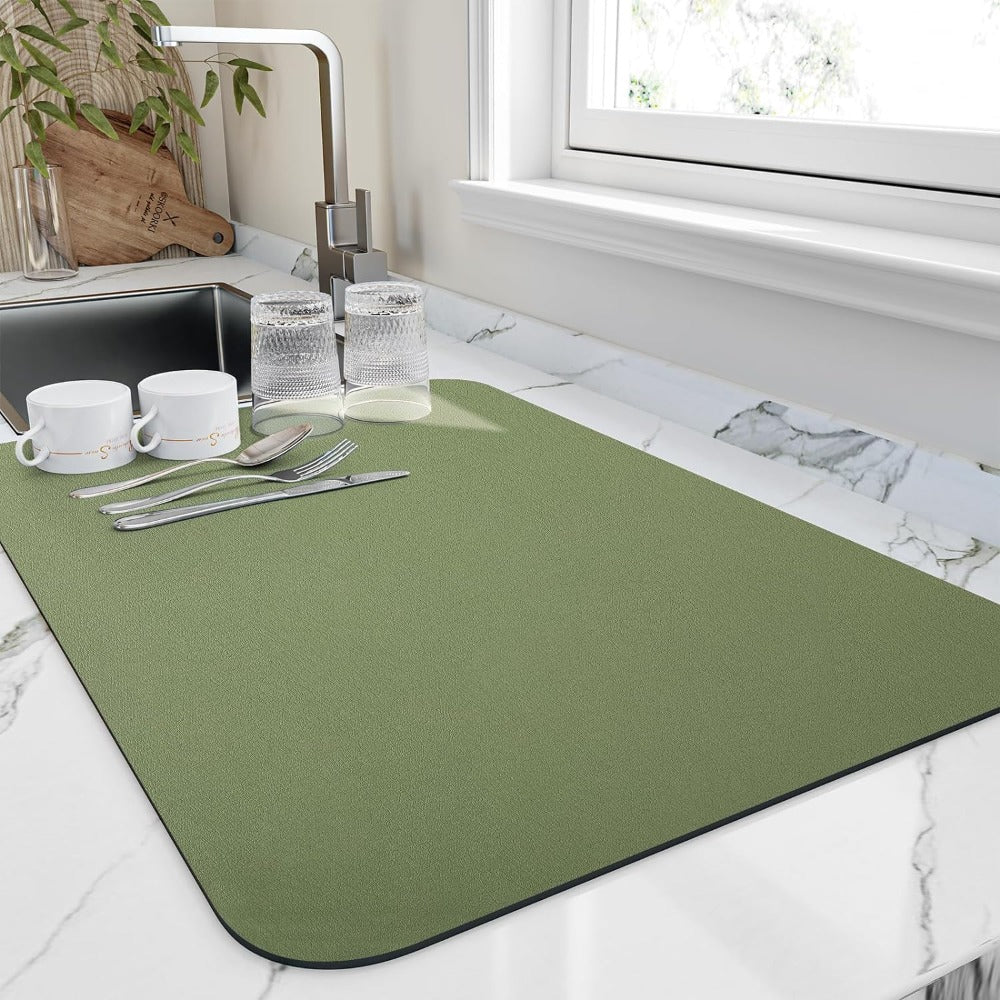 DryMat: Thin Kitchen Draining Mat Made of Diatomaceous Earth with High Moisture Absorption & Space-Saving Design – for Sink & Dish Rack