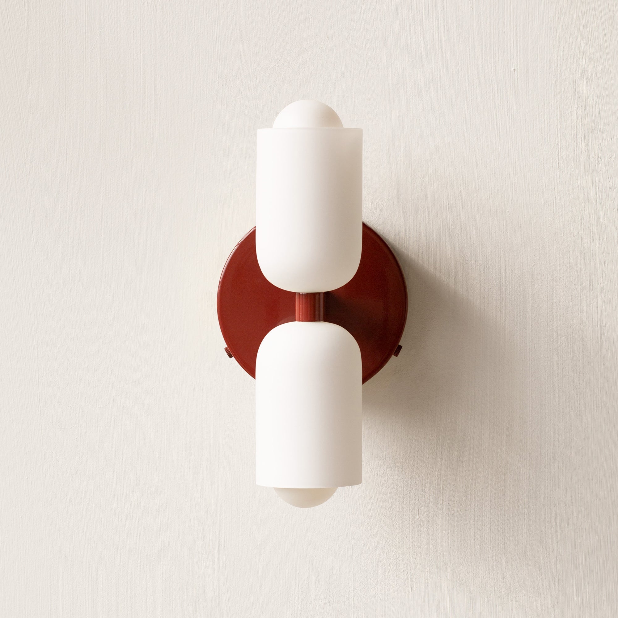 DuoLux: Modern LED Wall Light 2-Bulb – Stylish & Decorative for Living Room & Dining Room