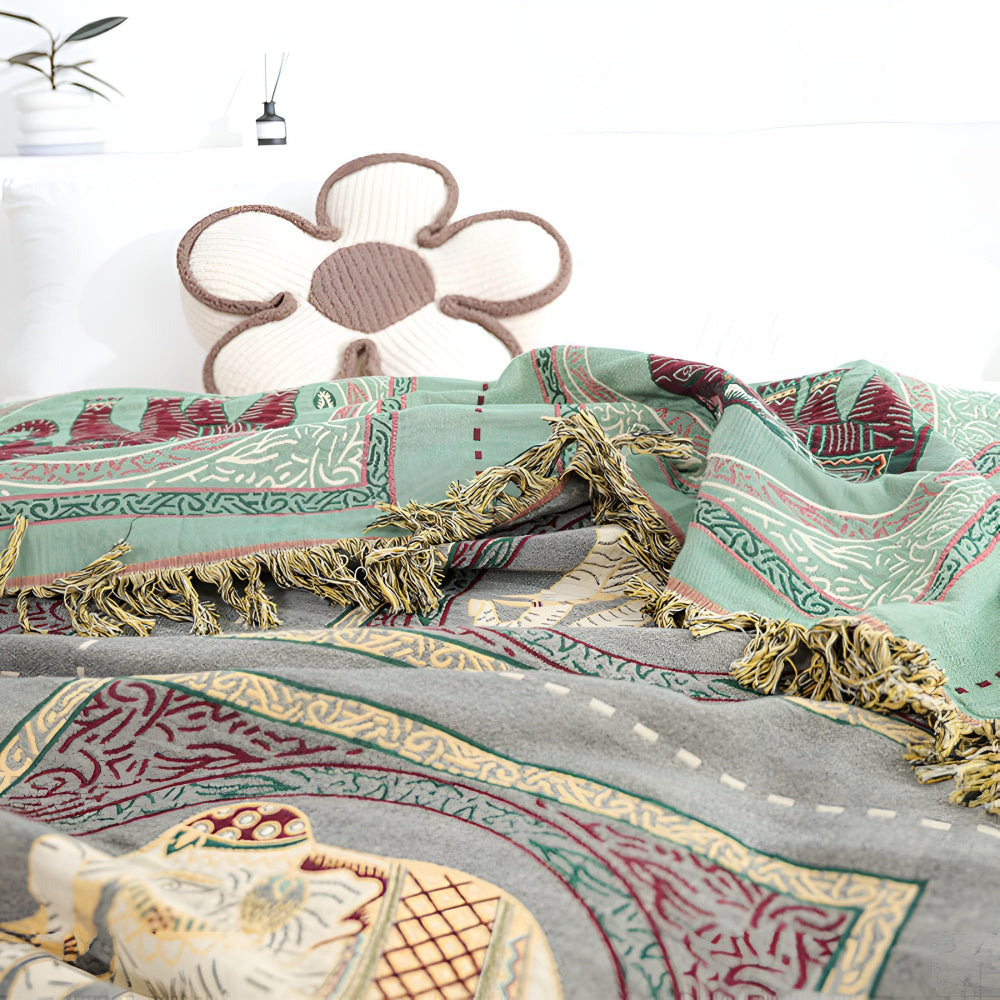 ElephantHouse: Summer Cotton Blanket with Boho Design, Elephant Motif & Decorative Tassels – for Sofa & Bedroom