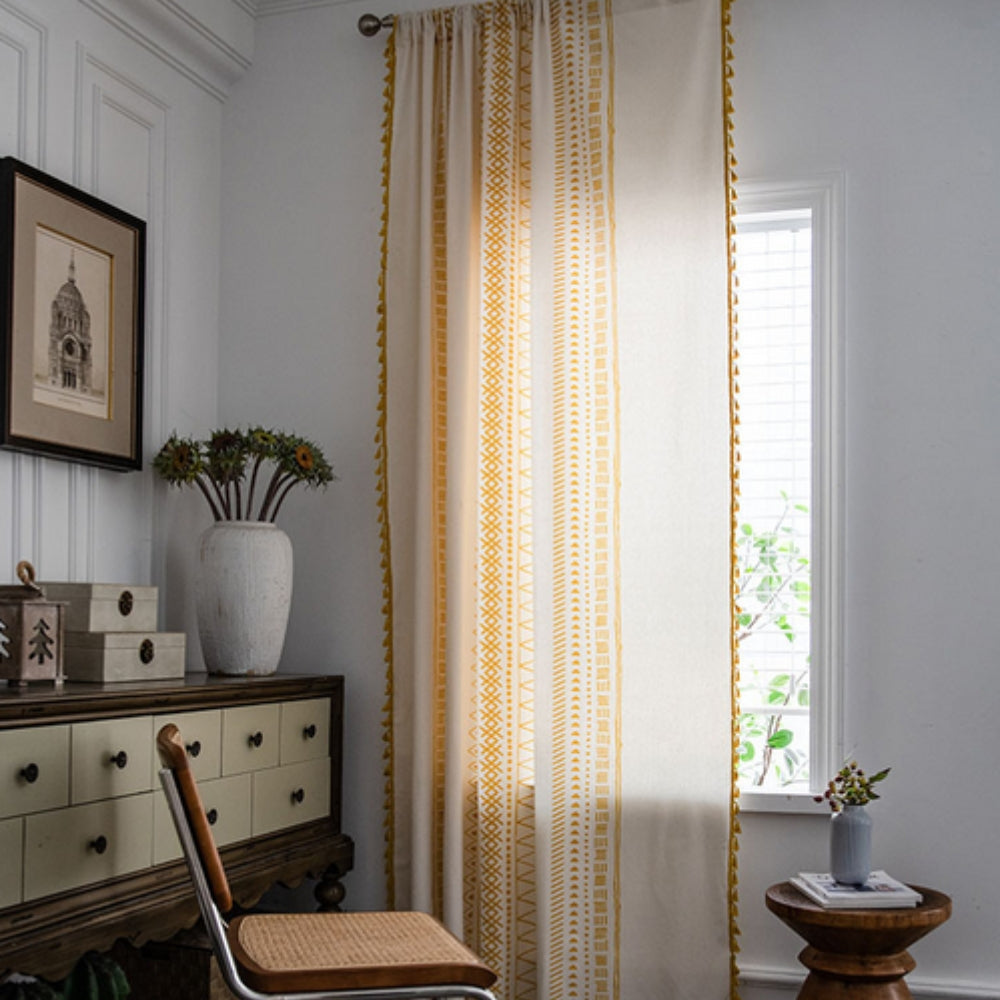Elegant Fabric: Curtain with Embroidery & Tassels – Semi-Blackout & Modern for Living Areas