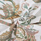 EleganceThread: Cotton Blankets with Floral Jacquard Structure & Decorative Tassel Design – for Sofa & Bed