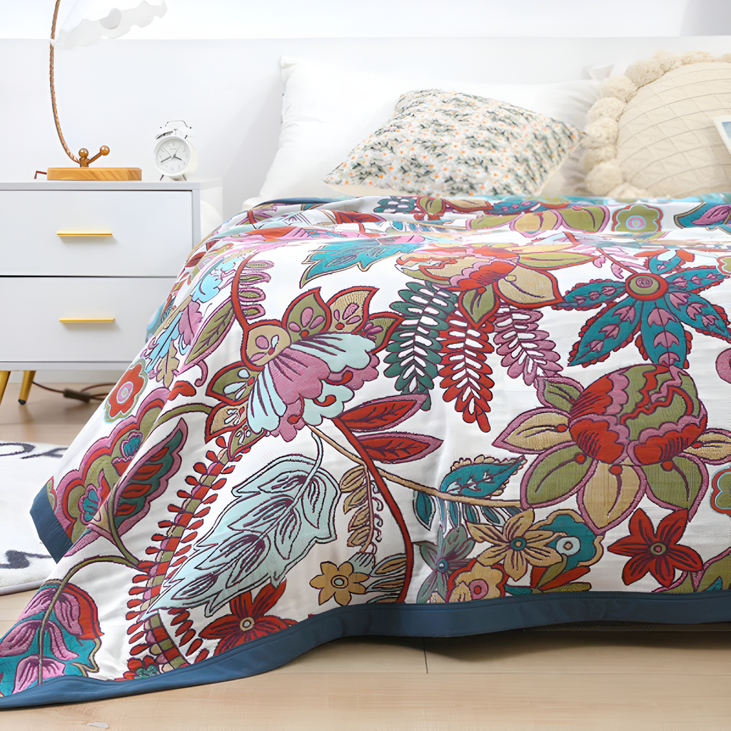 EleganceReversal: Cotton blankets made of cotton with a decorative floral pattern & soft texture – for bedroom & living area