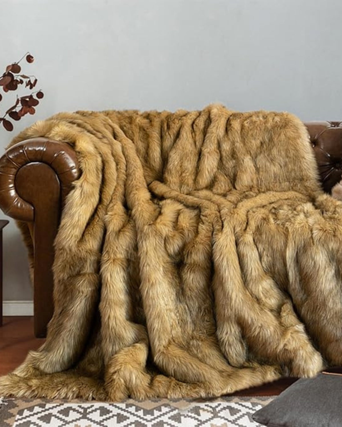 ÉliséFlaire: Plush Faux Fur Blanket with Extra Soft Surface & Warm Comfort – for Sofa & Bedroom