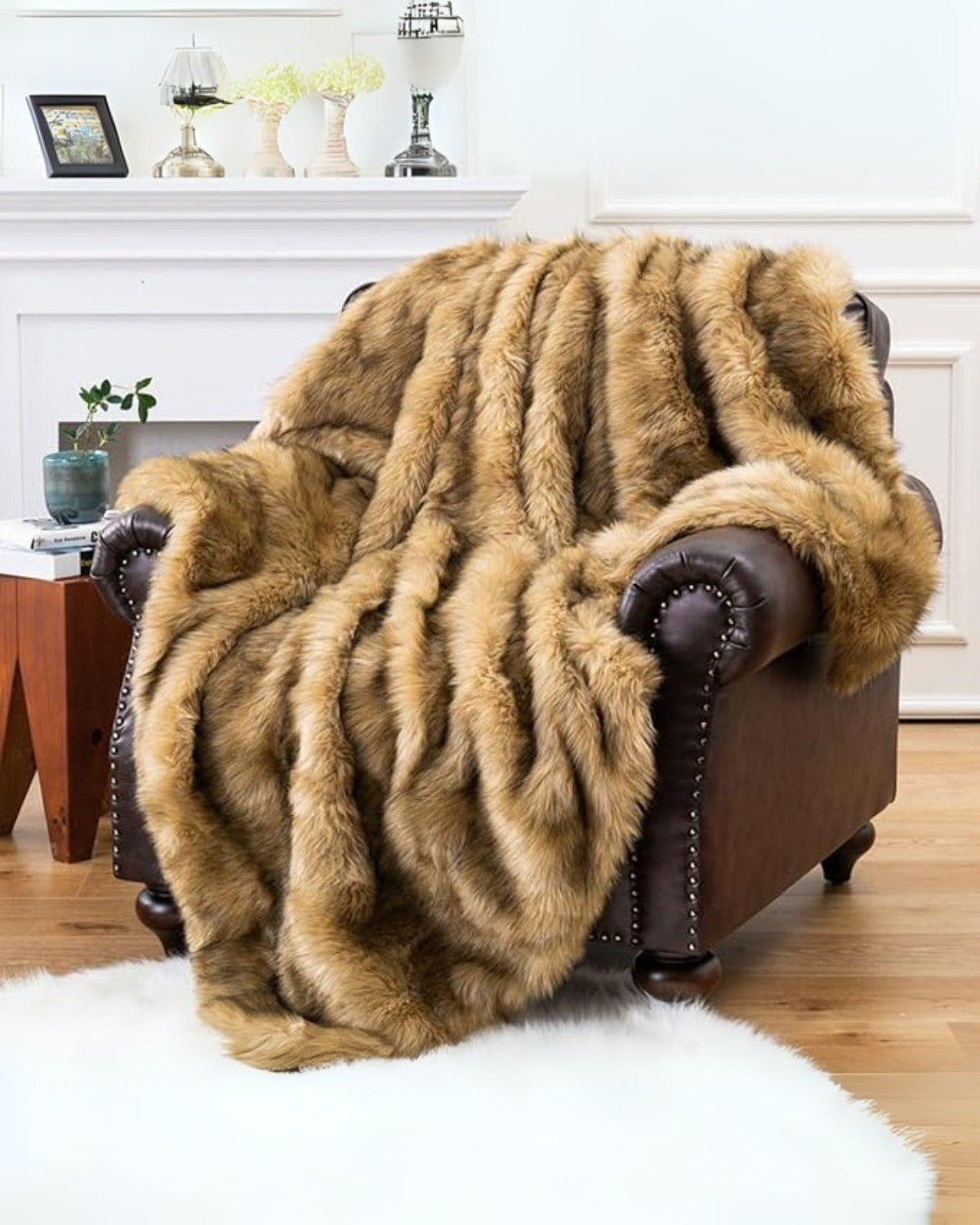 ÉliséFlaire: Plush Faux Fur Blanket with Extra Soft Surface & Warm Comfort – for Sofa & Bedroom