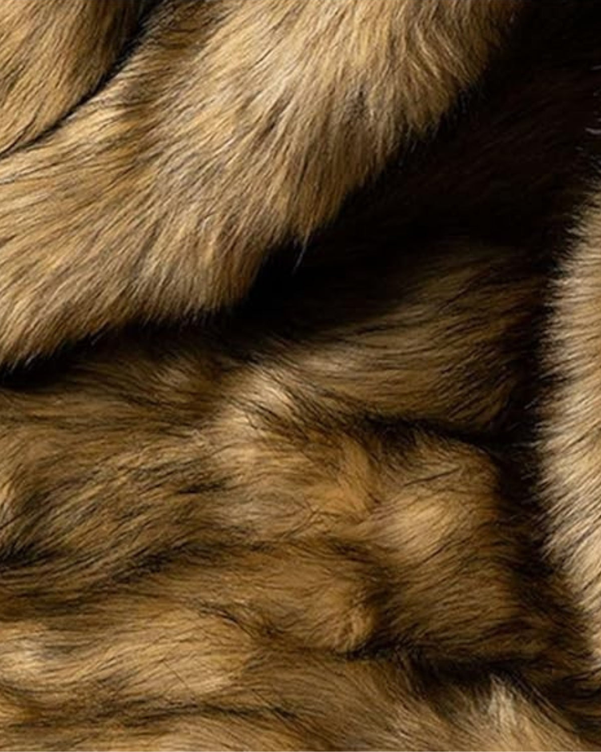 ÉliséFlaire: Plush Faux Fur Blanket with Extra Soft Surface & Warm Comfort – for Sofa & Bedroom