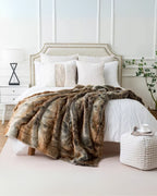 ÉliséFlaire: Plush Faux Fur Blanket with Extra Soft Surface & Warm Comfort – for Sofa & Bedroom
