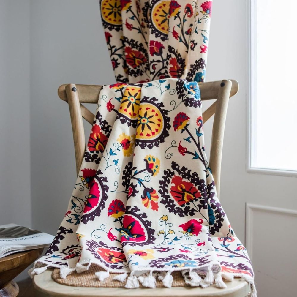 ColorBloom: Boho-Style Curtain with Floral Pattern & Tassels – Decorative & Light-Filtering for Living Room