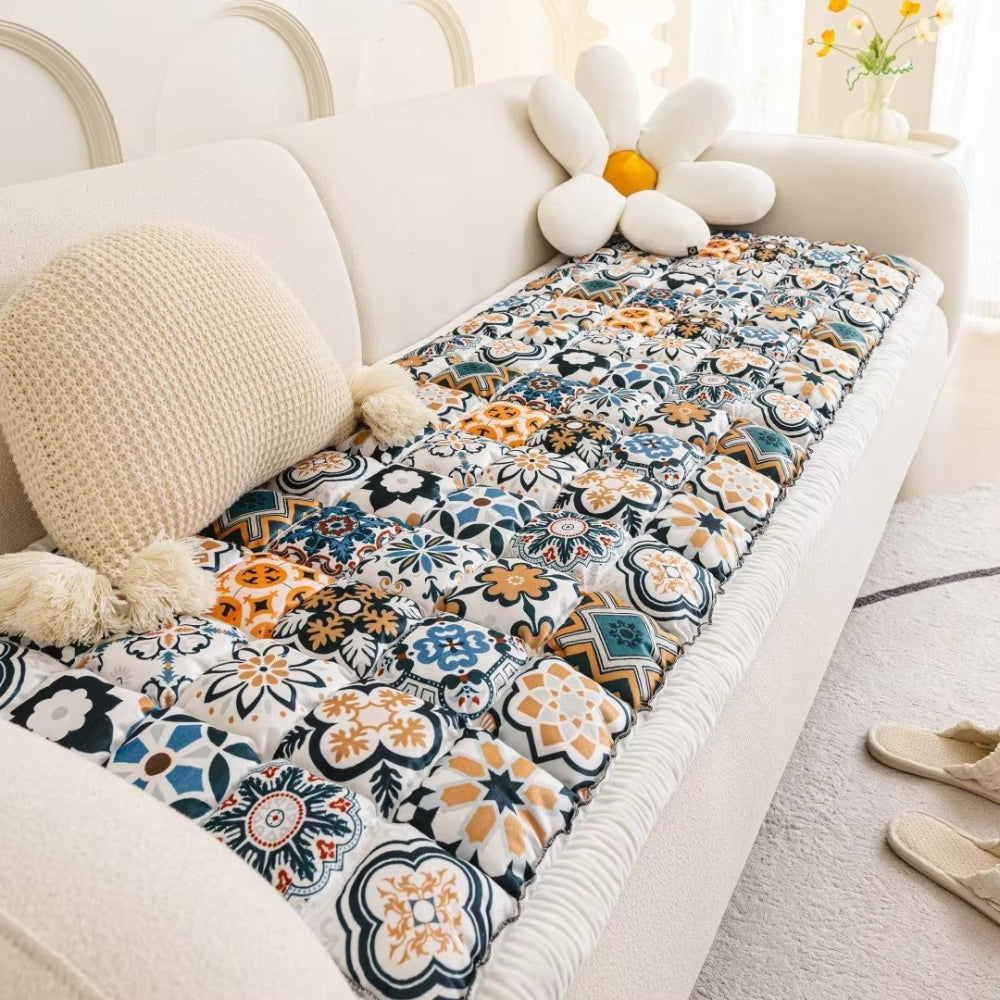 ColorOasis: Sofa Cover in Boho Style with Extra Thick Quilted Pattern & Easy-Care Protection – for Couch & Lounge