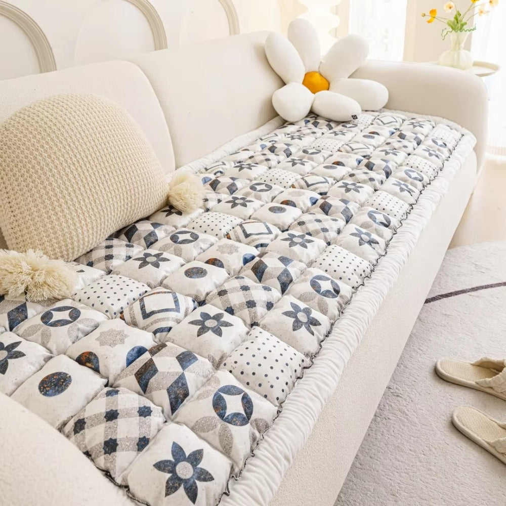 ColorOasis: Sofa Cover in Boho Style with Extra Thick Quilted Pattern & Easy-Care Protection – for Couch & Lounge