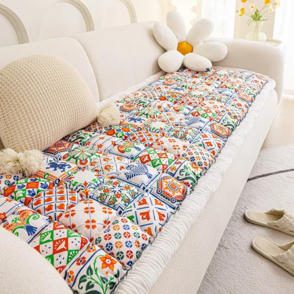 ColorOasis: Sofa Cover in Boho Style with Extra Thick Quilted Pattern & Easy-Care Protection – for Couch & Lounge