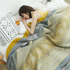 FeldTraum: Cotton Blankets with Stylish Print & Reversible Texture – for Bedroom & Sofa