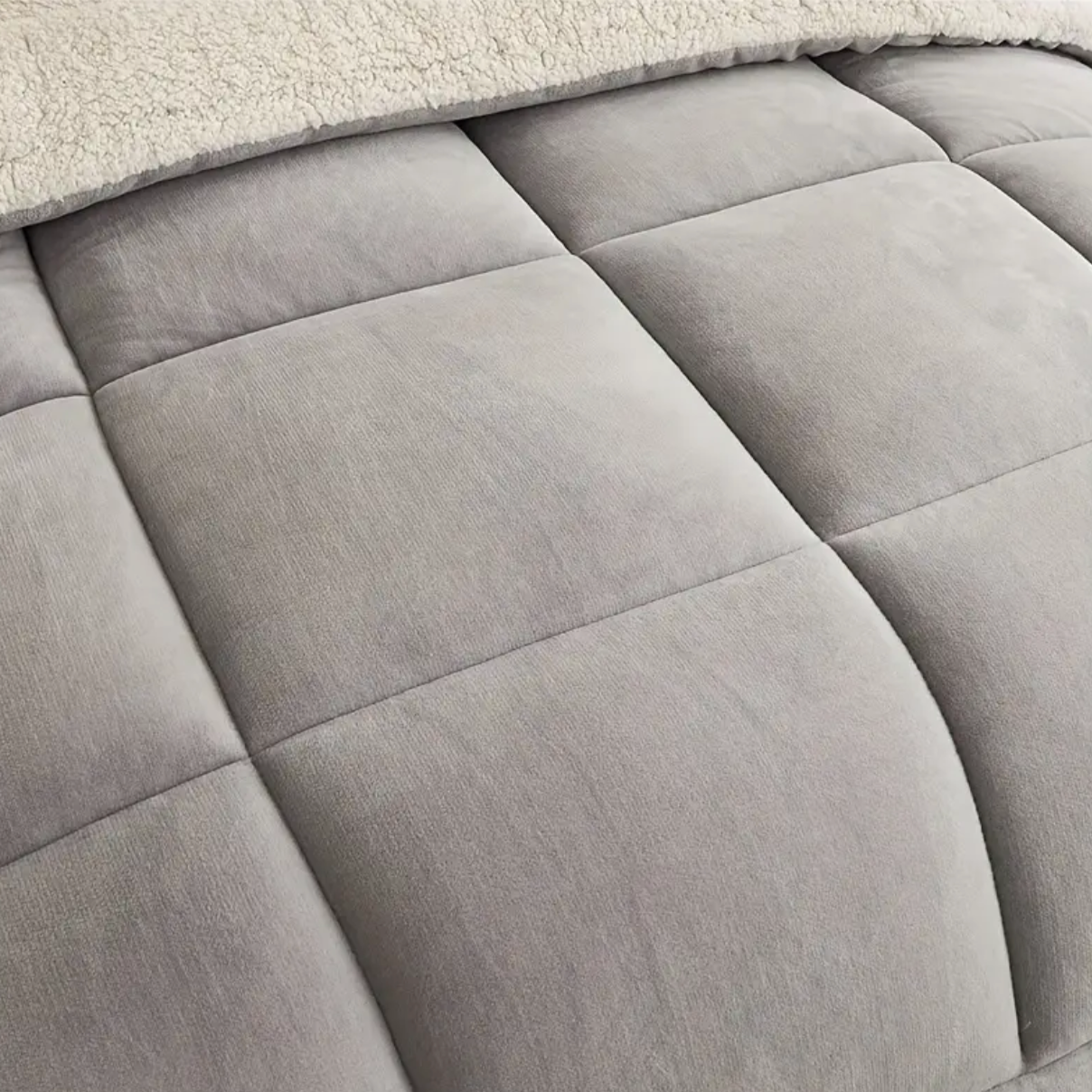 FuzzyDream: Cozy Sherpa Blanket with 3D Design & Durable Quality – for Bed & Living Room