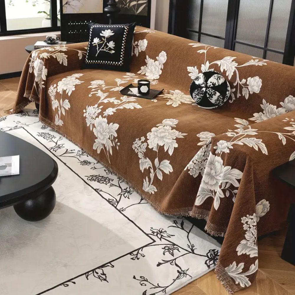 FleurÉternel: Sofa Cover in Jacquard Floral Pattern made of Breathable Chenille with Decorative Fringe – for Sofa & Living Room